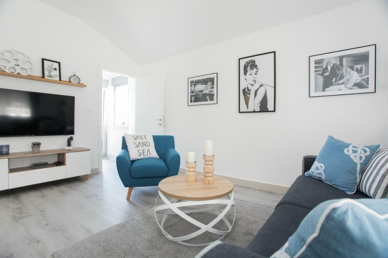Apartment Movie Primošten Eksteriør billede