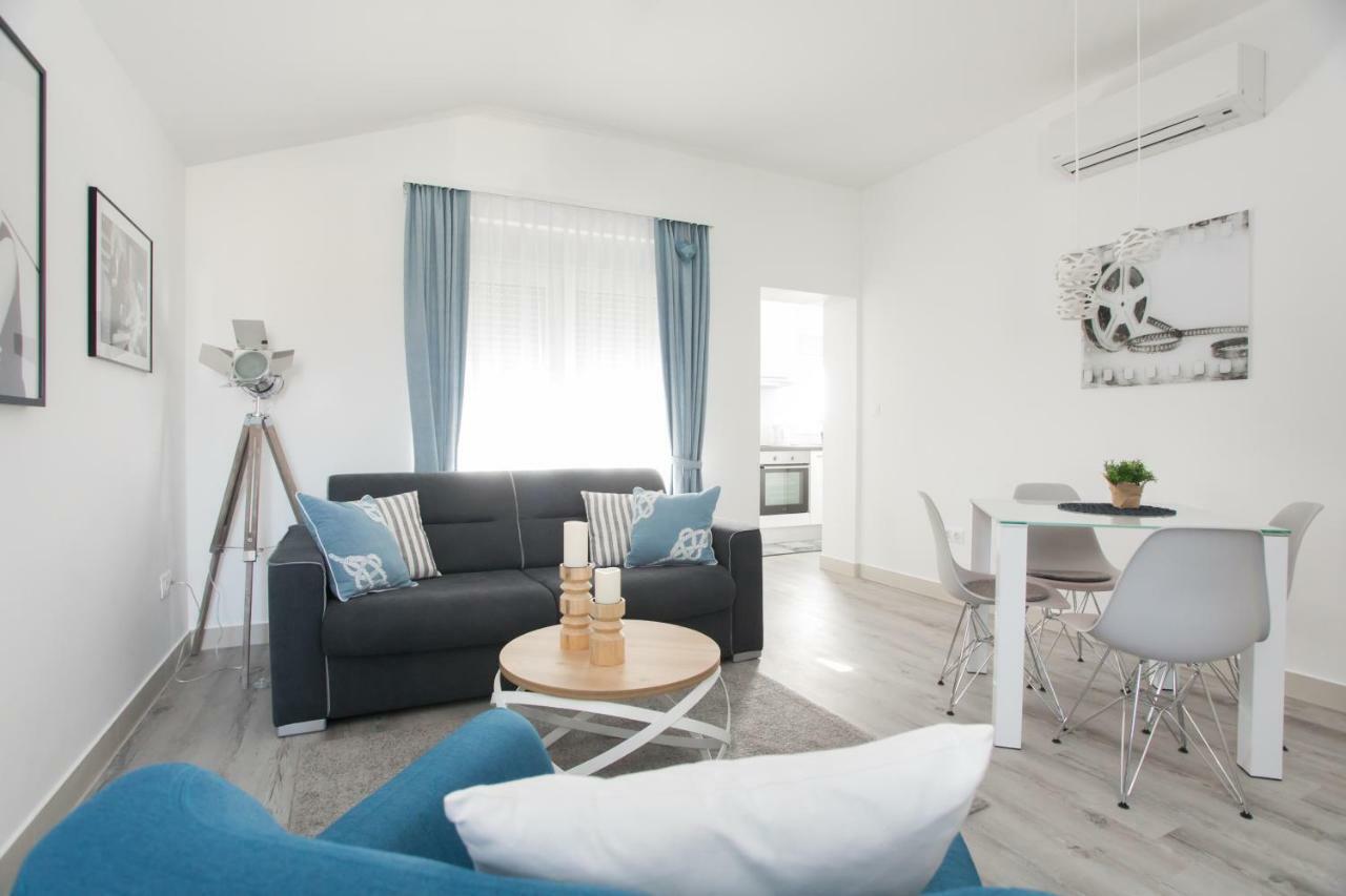 Apartment Movie Primošten Eksteriør billede